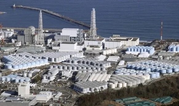 福島核電站作業(yè)重啟：東京電力派機(jī)器人取回核燃料熔塊樣本